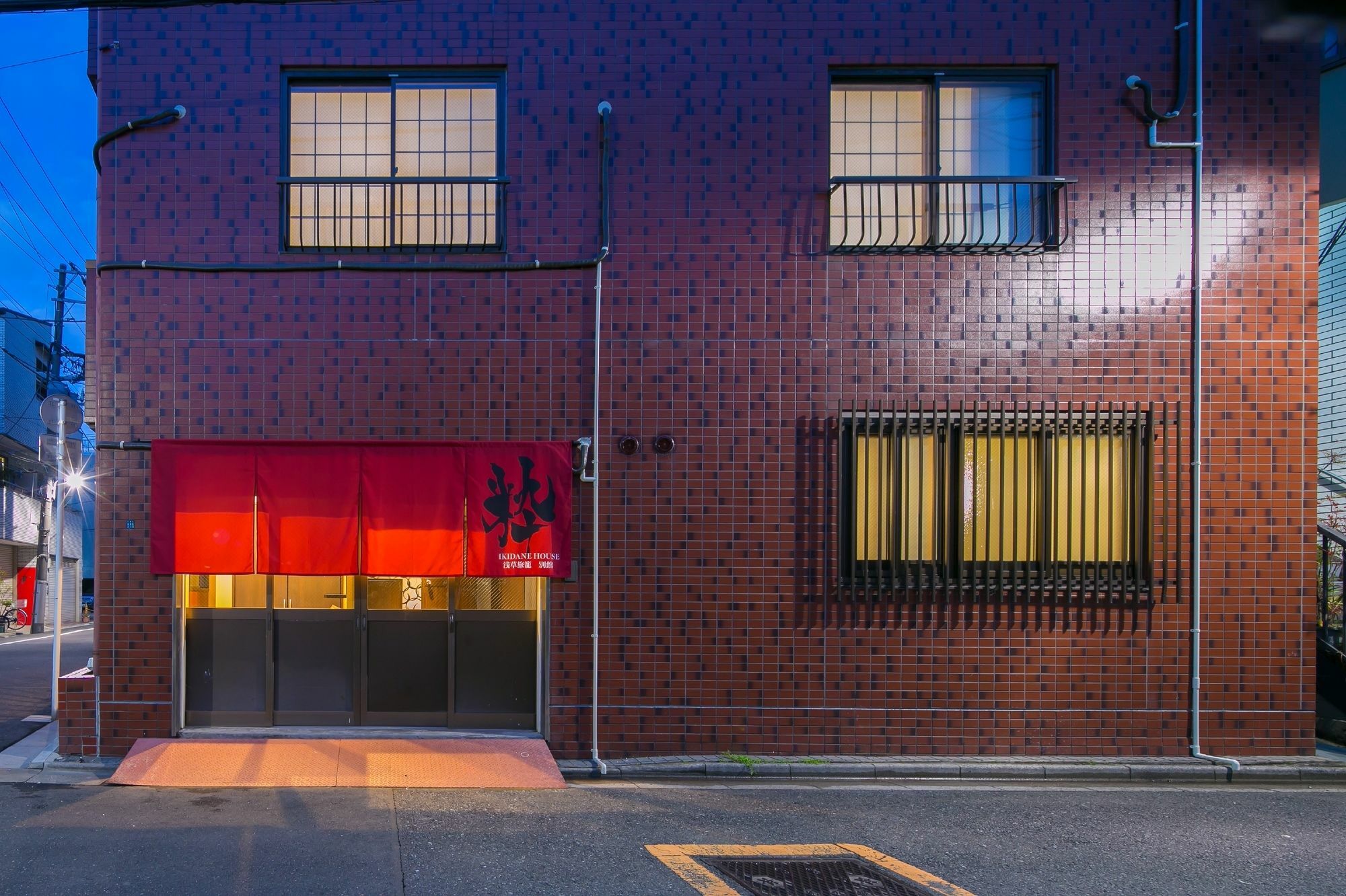 Ikidane House Asakusa Hatago Annex Tokyo Esterno foto